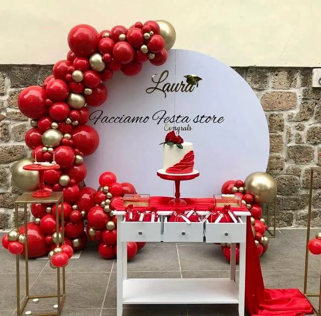 Red and golden Chrome luxe Ring Birthday Decor